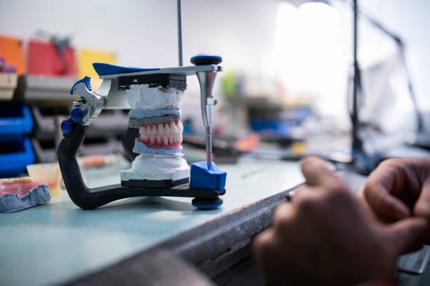  Diploma in Dental Mechanic / Dental Technician Technology