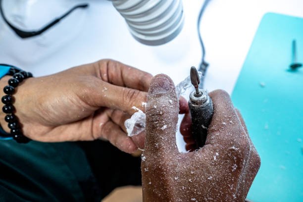 Advanced Diploma in Dental Mechanic / Dental Technician Technology
