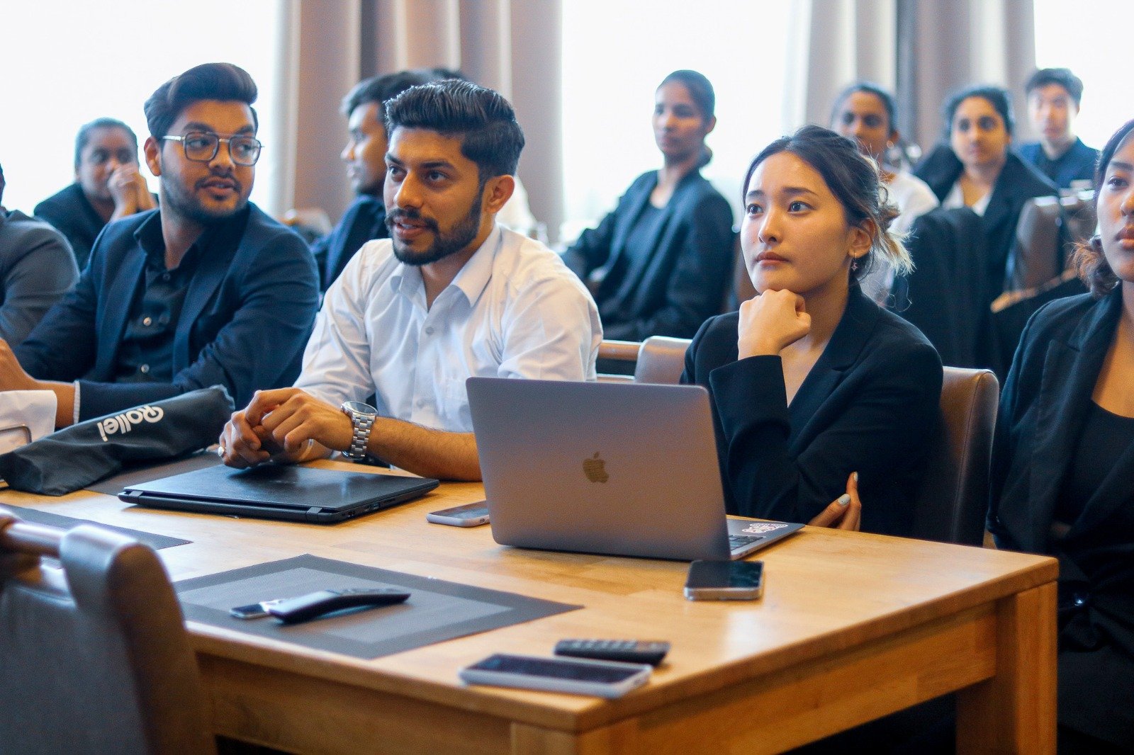 GLOBAL
              Bachelor's of Business
              Administration